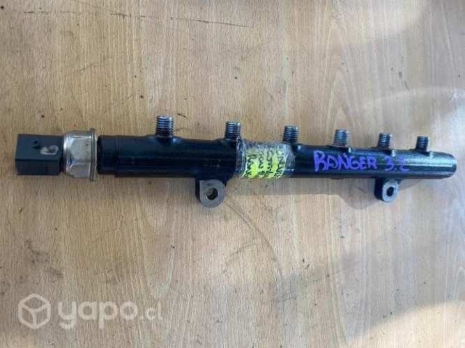 Riel inyeccion valvula presion combust Ranger 2014