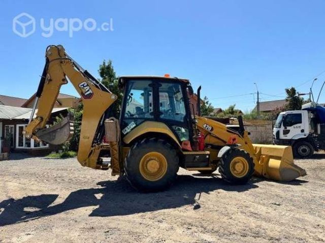 Arriendo retroexcavadora - movimiento de tierra