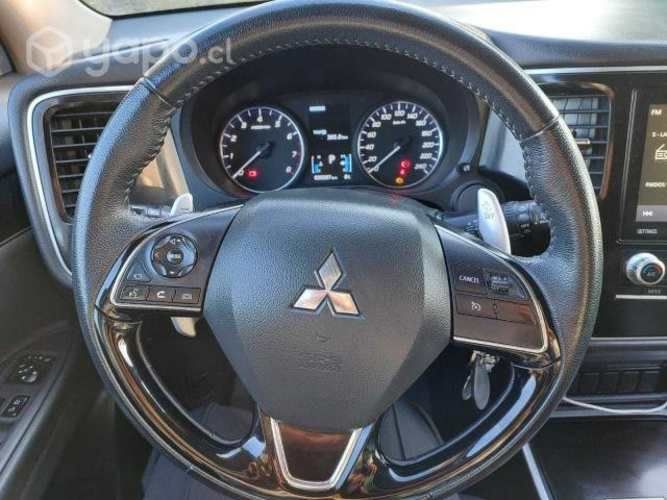 Mitsubishi outlander 2022