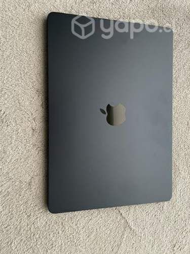 MacBook Air m2 azul medianoche