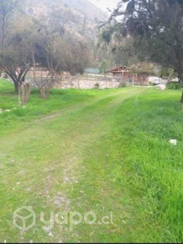 1 casa y 3 cabañas de 2013 en venta OLMUE