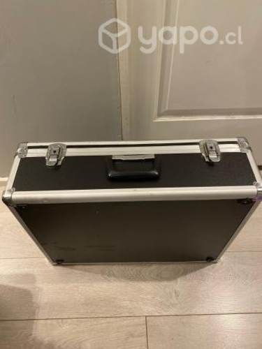 Maletin de aluminio negra 43x58x18