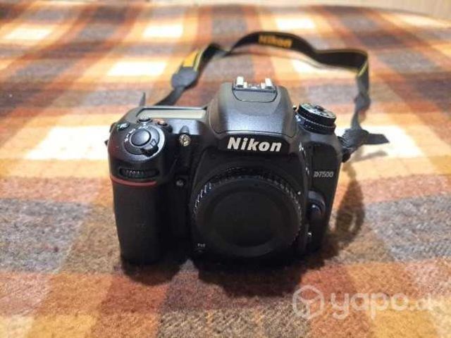 Camara Nikon D7500 + accesorios (poco uso)