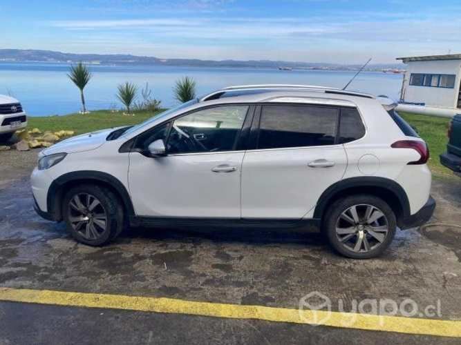 PEUGEOT 2008 año 2017