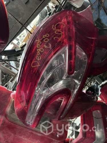 Foco trasero 208 2015 original