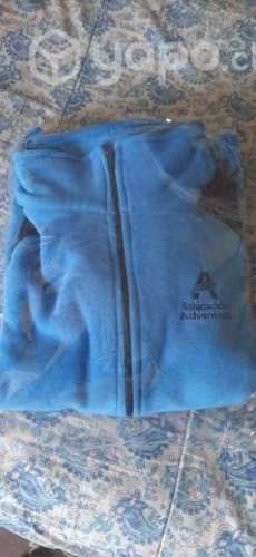 Poleron colegio Adventista