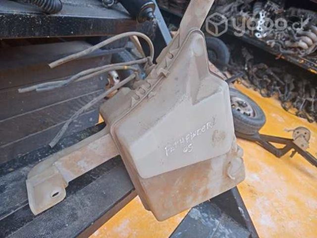 Nissan pathfinder deposito agua limpiaparabrisas