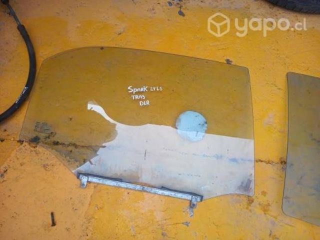 Chevrolet spark vidrio trasero original precio x u