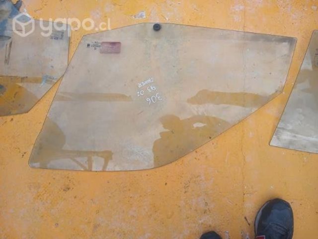 Peugeot  vidrio chofer original envio