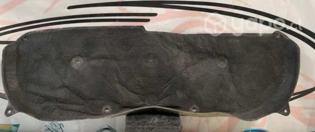 Aislante de capot RENAULT KWID 2021