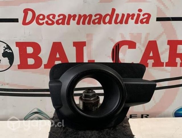 Neblinero derecho RENAULT KWID 2021