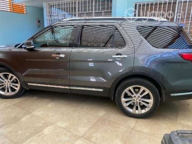 Ford Explorer Limited 4x4 2,3 Top de Gama semi nue