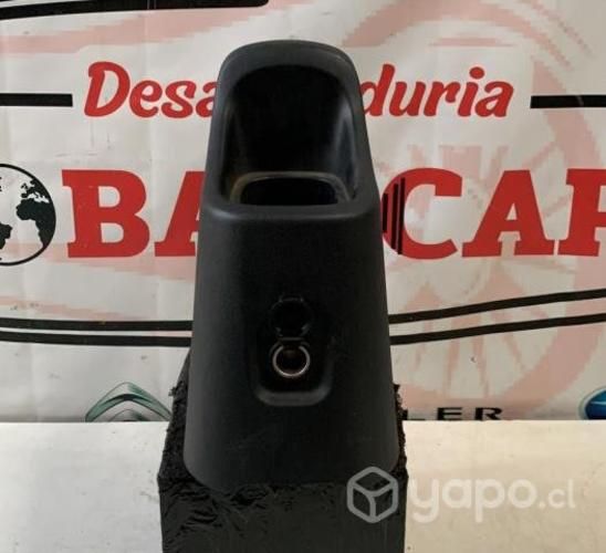 Consola central con conector v12 CITROEN C3