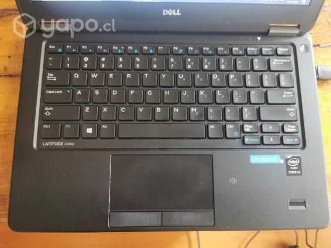 Notebook Dell 7250 i5. 256 gb SSD