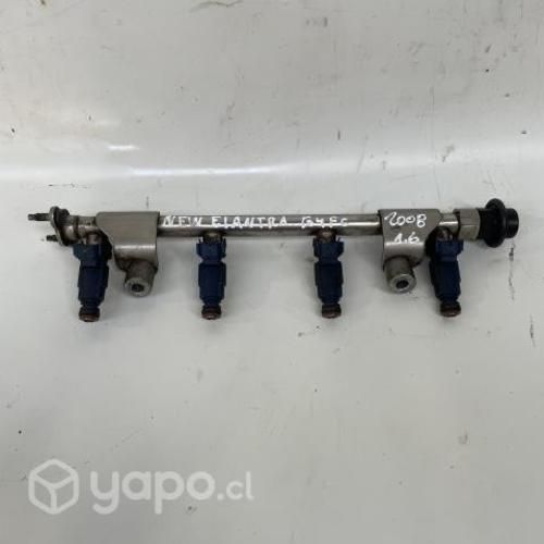 Riel de inyeccion Hyundai New Elantra 1.6 Mt 2008