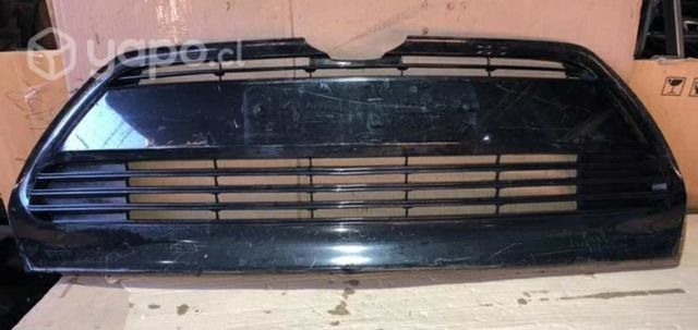 Rejilla Toyota corolla 2017