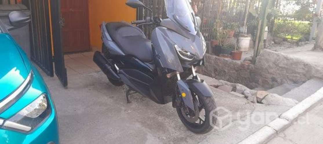 Moto yamaha xmax 300