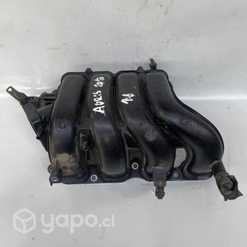 Multiple de admision Toyota Auris 1.6 Mt 2013