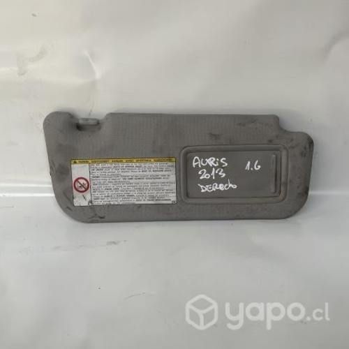 Sombrilla Toyota Auris 1.6 Mt 2013