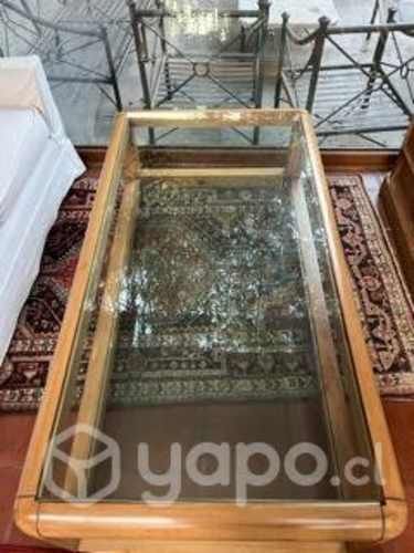 Mesa de centro de madera y cristales