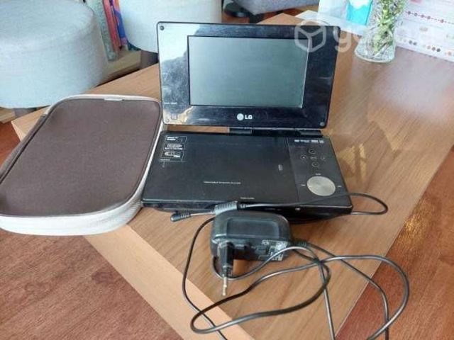 Dvd portátil marca lg impecable