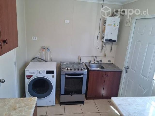 Se arrienda casa amueblada de 2 pisos