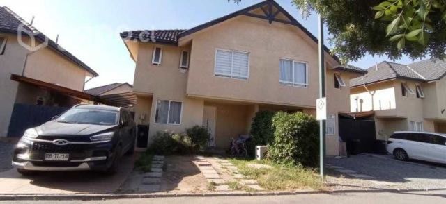 Casa en condominio Laguna Norte Valle Grande