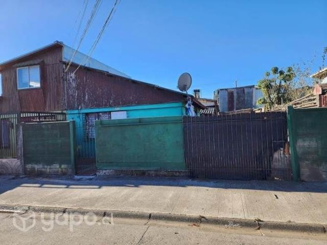 Casa pob. Diego portales 2d ,1b + Estacionamiento