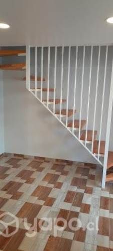 CASA TOTALMENTE REMODELADA (Nueva)