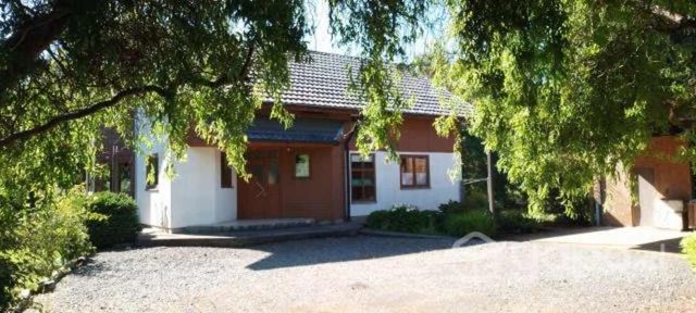 Amplia y comoda casa y sitio