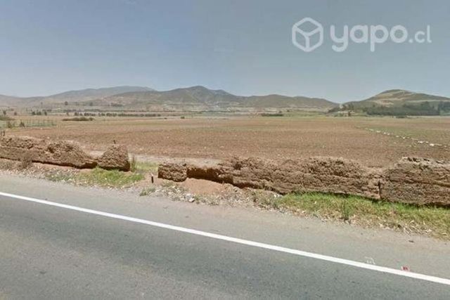 Parcela en La Serena, 5000m2 planos con agua y luz