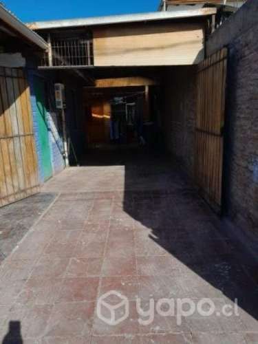 Se vende casa 2 en una , una sólida y una cabaña