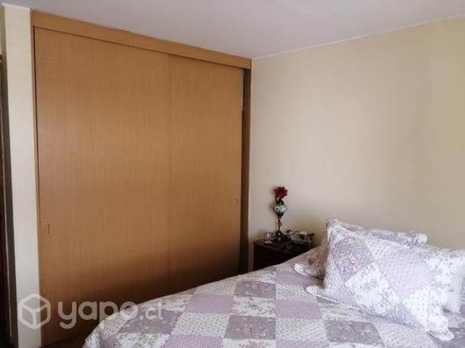 Vendo frente plaza Juan Bosco