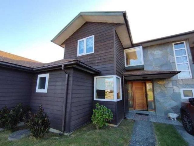 Casa En Privilegiado Sector De Puerto Varas