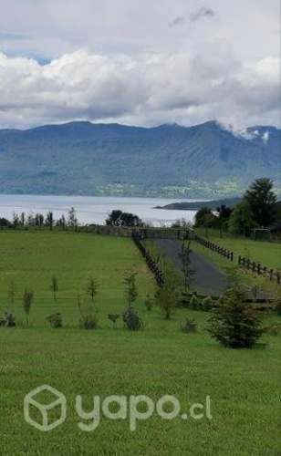 Maravillosa parcela con vista al lago y volcán