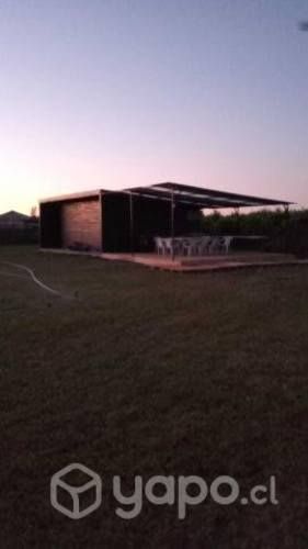 Piscina, Quincho, Parcela - Arriendo