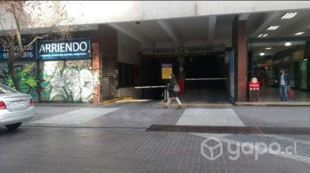 Disponible a la venta o permuto estacionamiento