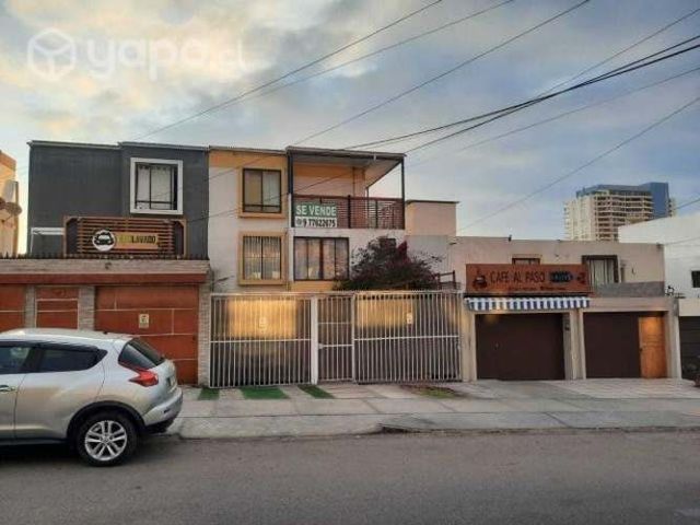 Casa Sector Colegio Hispano/Av. Salvador Allende