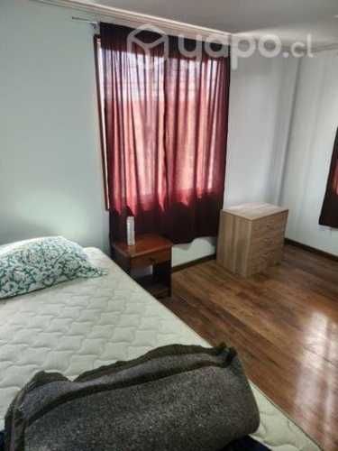 Se Arriendan de pieza