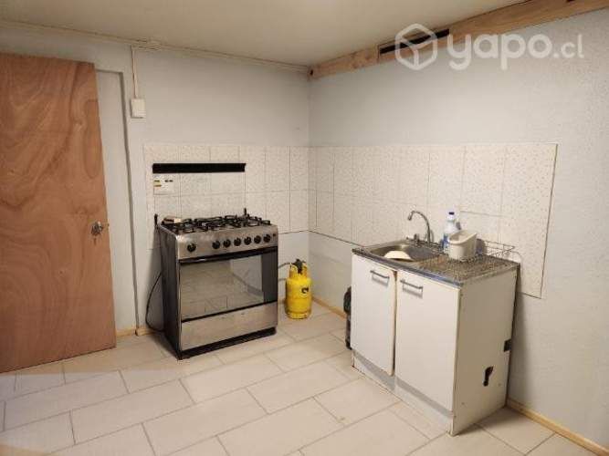 Se Arriendan de pieza