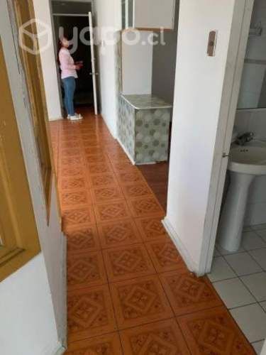 Arriendo dpto calle iquique