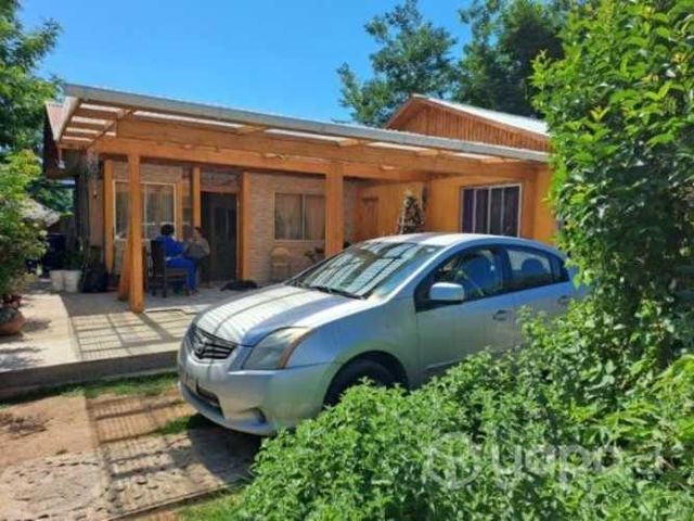 Vendo casa amplia sector la Isla