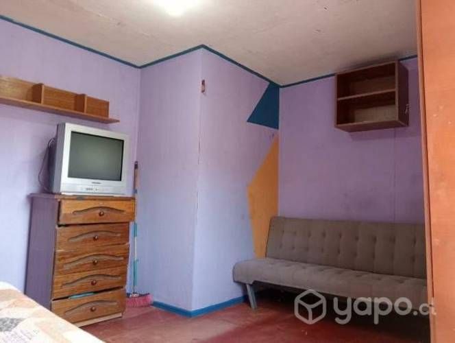 Arriendo pieza grande amoblada