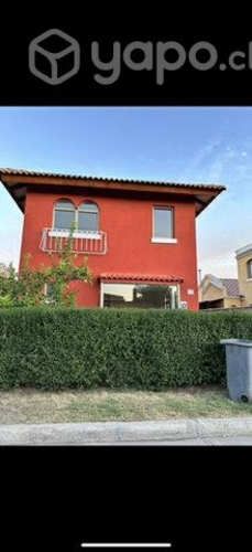 Casa en arriendo condominio los maitenes