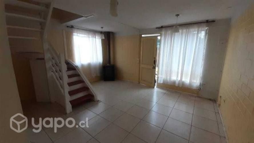 Arriendo casa en Placilla