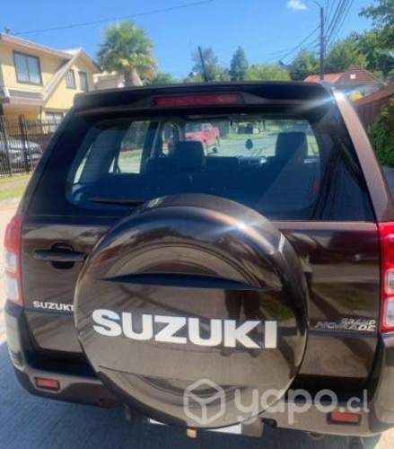 Suzuki Grand Nomade 2014