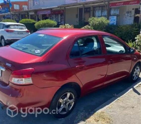 Toyota Yaris 2011