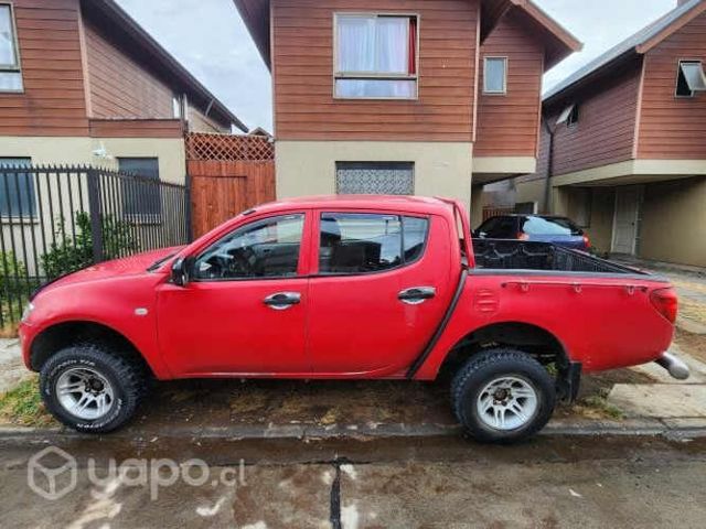 Mitsubishi L200 año 2011 diesel