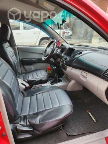 Mitsubishi L200 año 2011 diesel