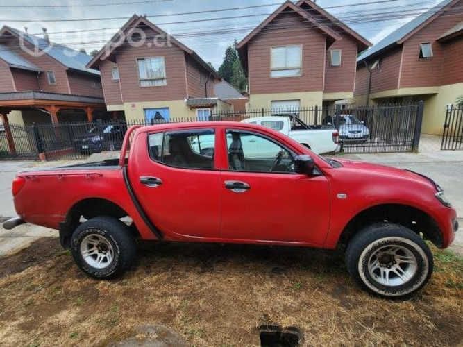Mitsubishi L200 año 2011 diesel